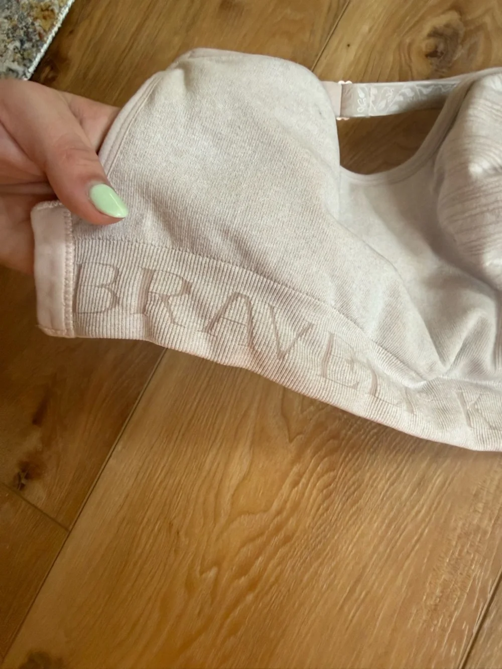 Kindred Bravely pumping hands free and nursing bra - Picture 2 of 7